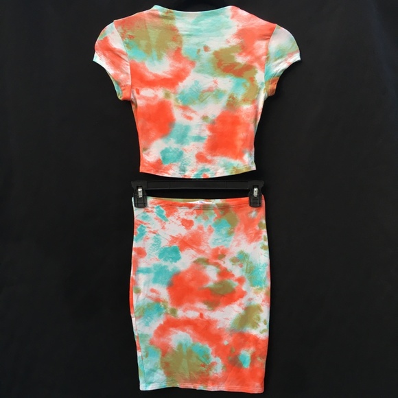 Good Karma Tie Dye Skirt + Crop Top Set, Small - Picture 4 of 6